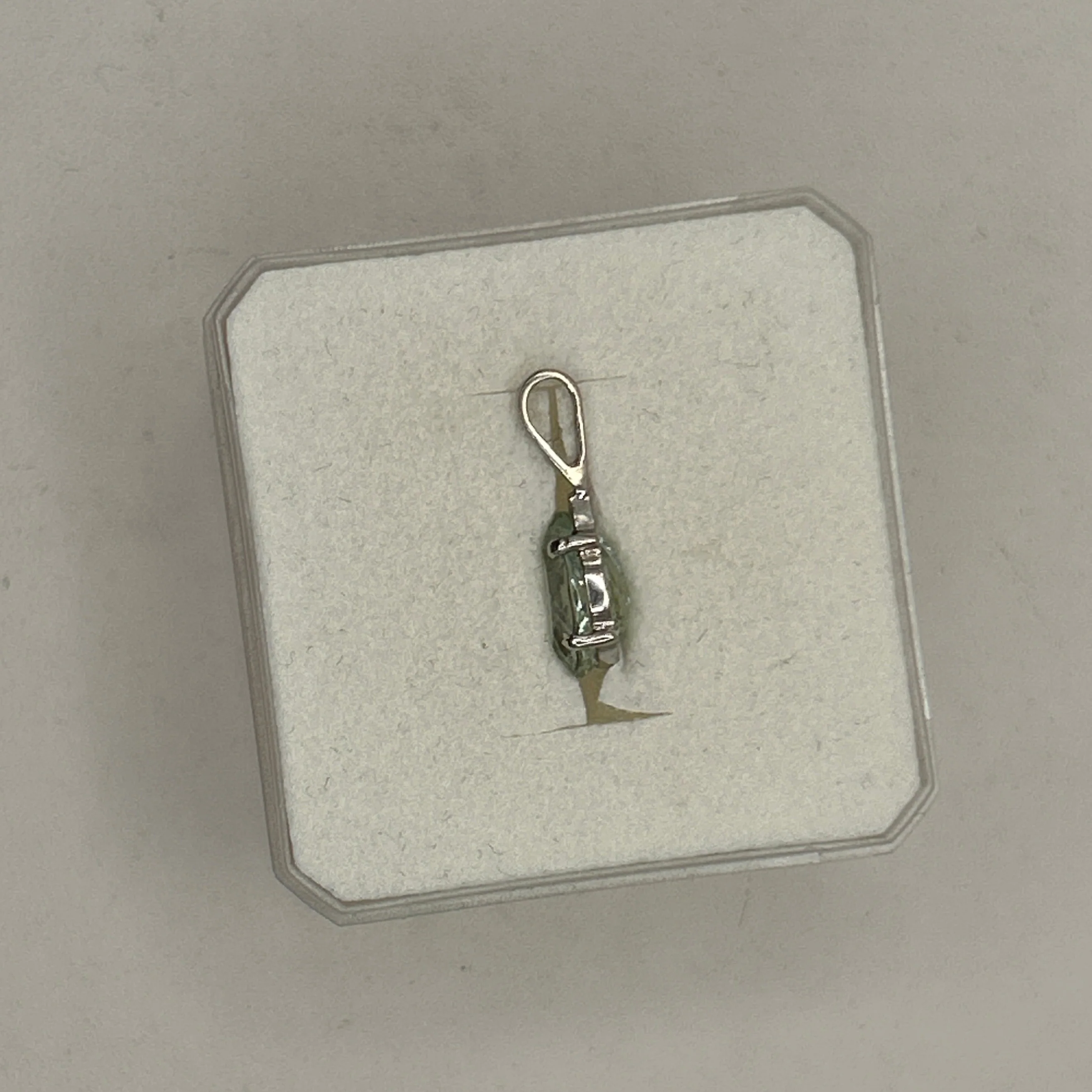 Miniature 4